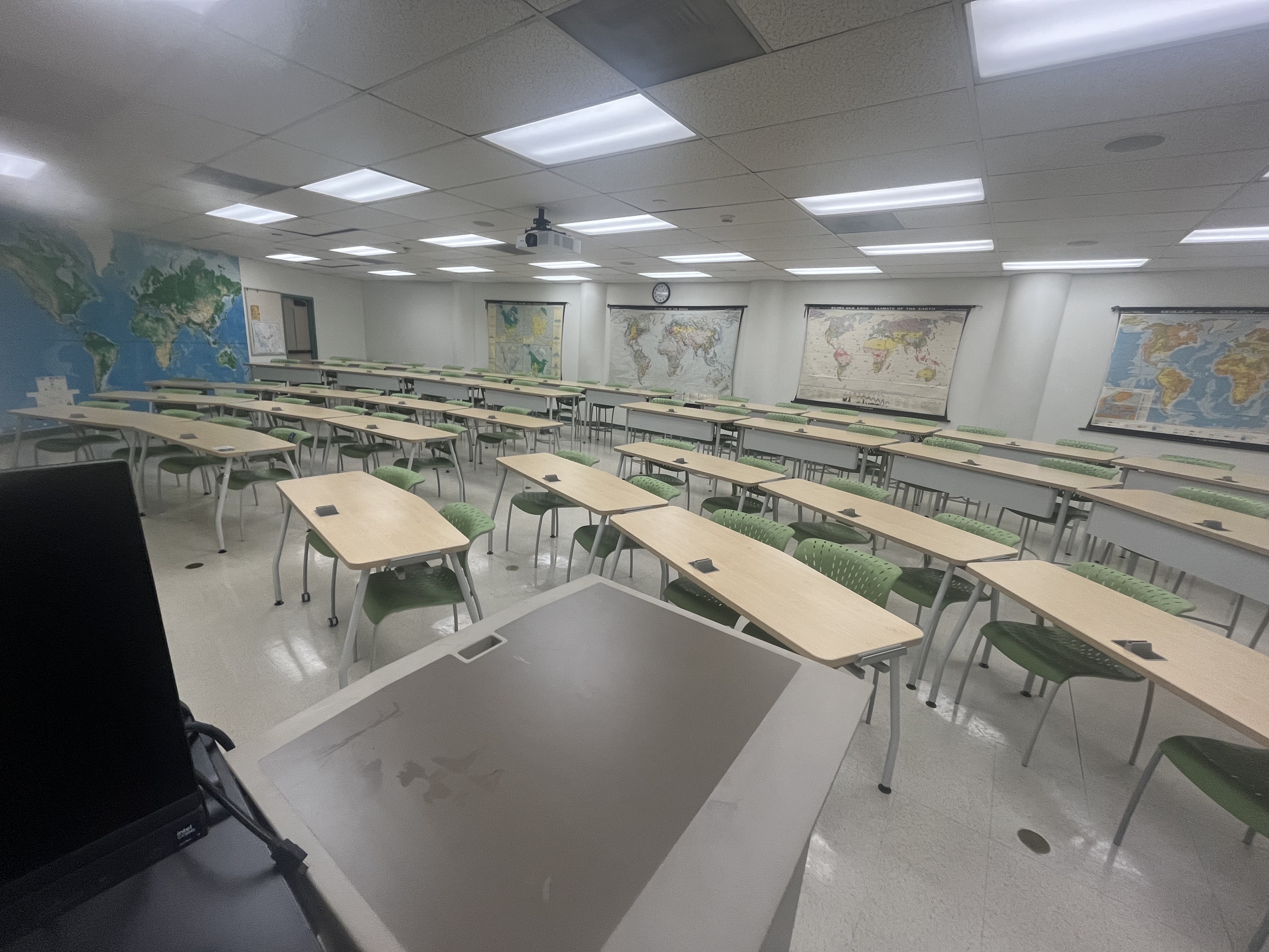 Classroom LB 222